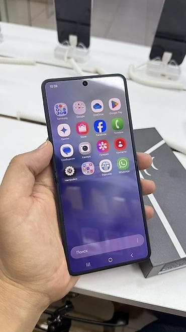 valtec kg: Samsung Galaxy Z Flip7, Б/у, 512 ГБ, цвет - Синий, В рассрочку, 1 SIM, 2 SIM, eSIM — 7