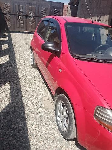 Унаа: Chevrolet Aveo: 2005 г., 1.2 л, Кол менен иштөөчү, Бензин, Хетчбек — 3
