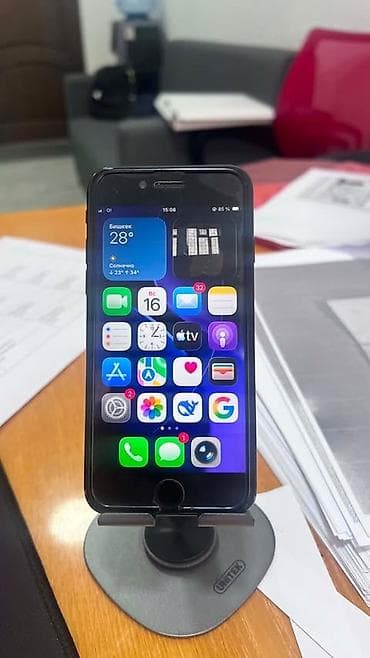 корпуса slim: IPhone SE 2020 64/3 4/60fps Try tone✅ iOS 26.5 Телефон без трещин — 2