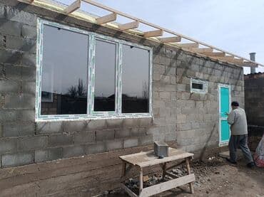 Окно ПВХ с тройным остеклением, предназначенное для установки в