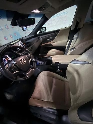 2 gr: Lexus ES: 2021 г., 2.5 л, Автомат, Бензин, Седан — 6