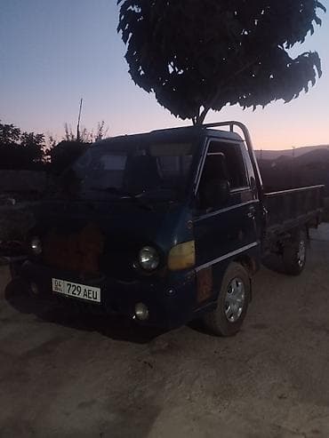 Унаа: Жеңил жүк ташуучу унаа, Hyundai, Стандарт, 2 т, Колдонулган — 3