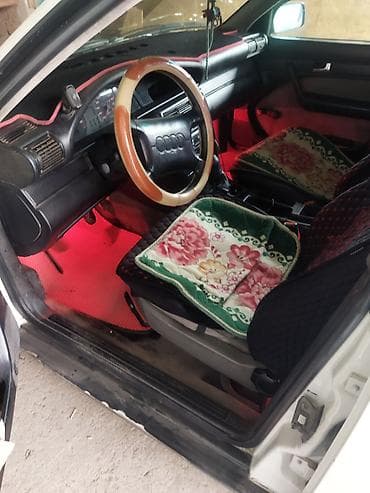 Audi: Audi 100: 1993 г., 2.3 л, Механика, Бензин, Седан — 6