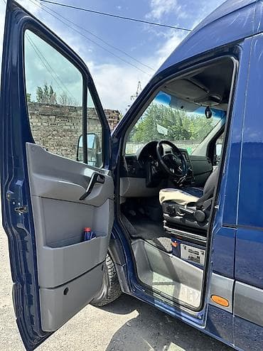 Унаа: Mercedes-Benz Спринтер: 2014 г., 2.7 л, Кол менен иштөөчү, Дизель, Van — 6