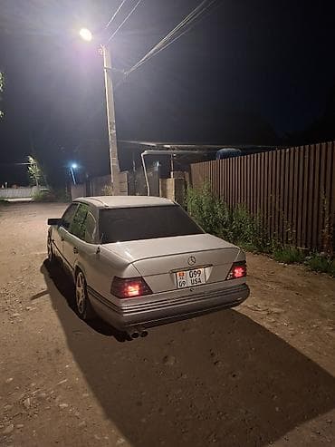 mersedez 124: Mercedes-Benz W124: 1994 г., 3.2 л, Автомат, Газ, Седан — 10