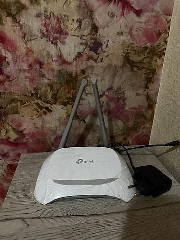 Wi‑Fi роутер TP‑Link с двумя внешними антеннами - Бренд/серия
