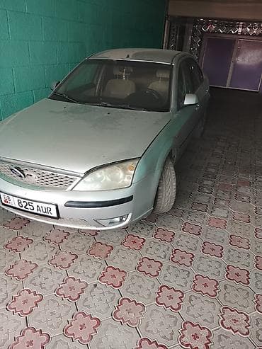 Ford Mondeo: 2001 г., 1.8 л, Механика, Бензин, Седан