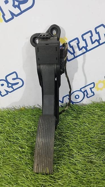 Mercedes ML350 W164, педаль газа