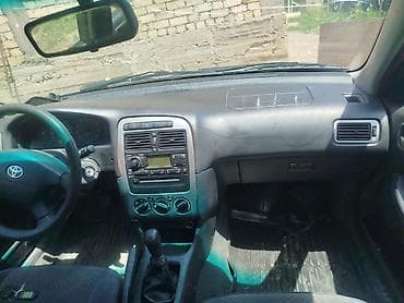матор авто: Toyota Avensis: 2002 г., 1.8 л, Механика, Бензин, Седан — 5