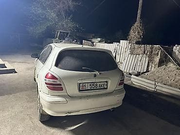 mir muz: Nissan Almera: 2000 г., 1.8 л, Хэтчбэк — 1