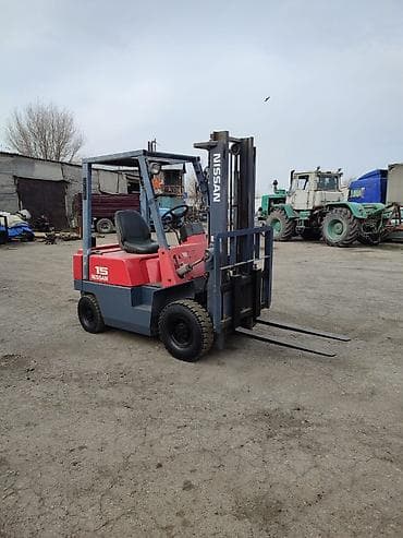 помпа на ниссан: Погрузчик, Nissan, 2018 г., Колесный, Вилочный — 1