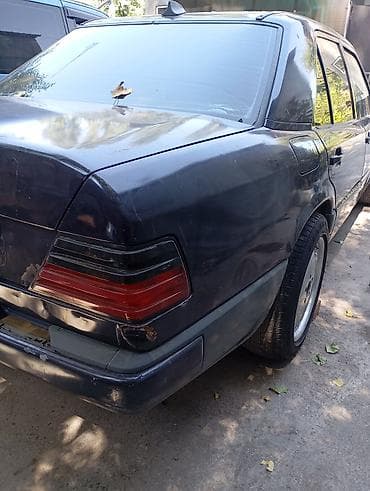 e klass: Mercedes-Benz W124: 1989 г., Механика, Седан — 8
