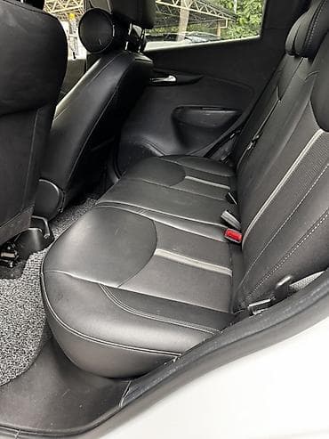 Chevrolet Spark: 2021 г., 1 л, Автомат, Бензин, Хэтчбэк — 6