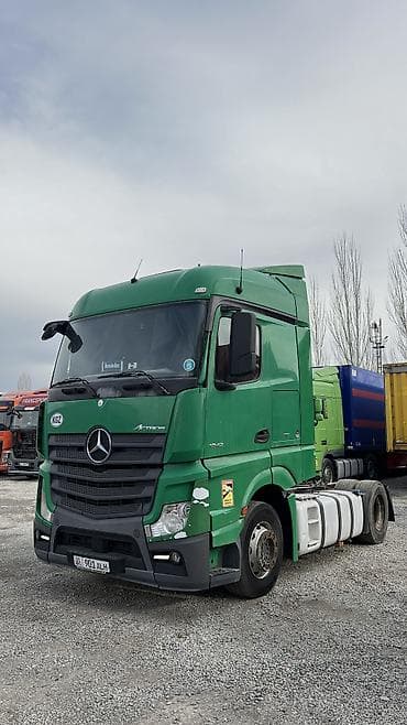 814 d: Тягач, Mercedes-Benz, 2013 г., Шторный — 1