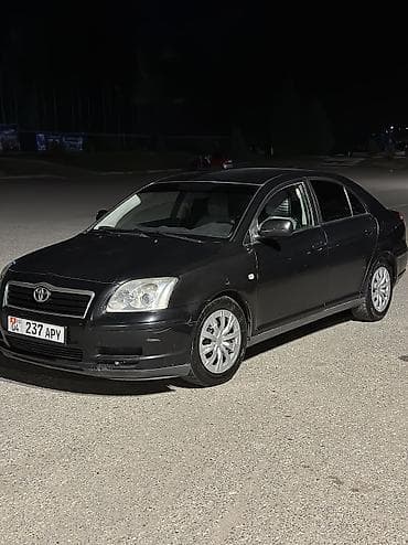 Toyota Avensis: 2004 г., 1.8 л, Механика, Бензин, Лифтбек