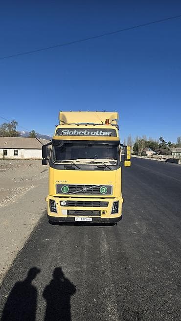 портативная станция: Тягач, Volvo, 2004 г., Бортовой — 4