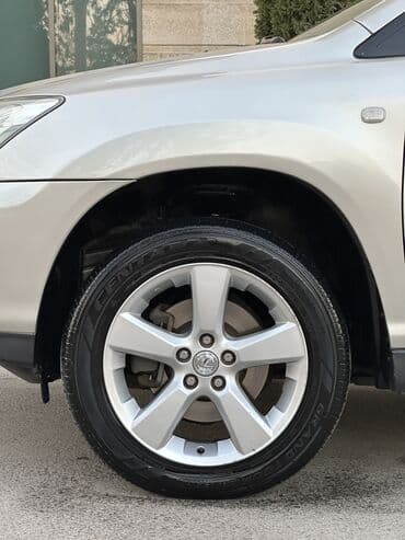 шипованные шины б у: Lexus RX: 2003 г., 3 л, Бензиновая, Кроссовер — 10