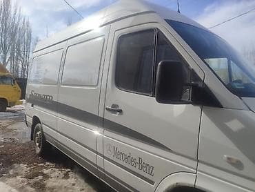 кузовной на спринтер: Легкий грузовик, Mercedes-Benz — 2