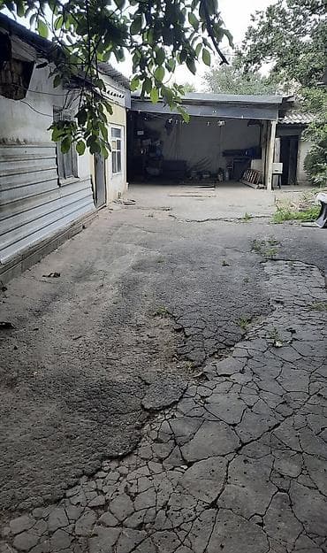дача жар башы: Продам старый дом с хорошим участком в пер.Береговой(район — 1