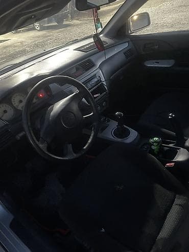 Mitsubishi Lancer: 2005 г., 1.6 л, Кол менен иштөөчү, Бензин, Седан — 3