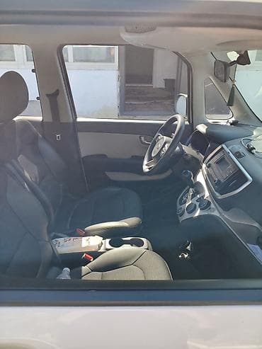 Kia Ray: 2019 г., 1 л, Автомат, Бензин, Минивэн — 4