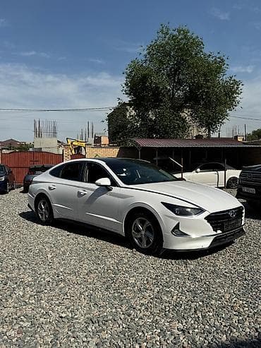 Hyundai Sonata: 2019 г., 2 л, Автомат, Бензин, Седан