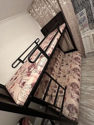 Кровати: Двухъярусная кровать, Б/у, Складная — 3