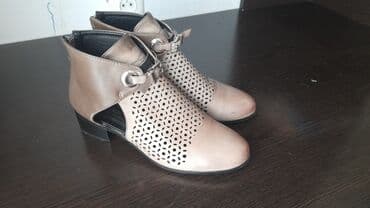 женские брендовые туфли недорого: Обувь 39-40-го размера на узкую ногу. Сзади замочек. Очень — 1