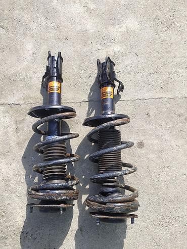 Передний амортизатор Toyota 1995 г., Б/у, Оригинал, Германия