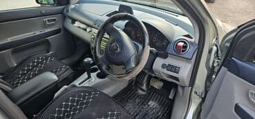 обмен на частный дом: Mazda Demio: 2003 г., 1.3 л, Автоматтык, Бензин, Хетчбек — 5