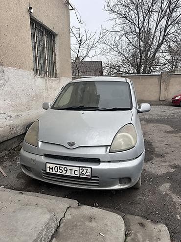 мини пикап: Toyota Funcargo: 2002 г., 1.5 л, Автомат, Бензин, Минивэн — 1