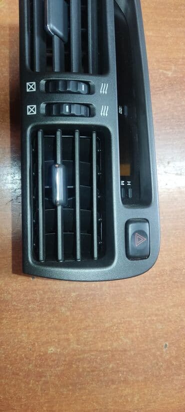 aristo: Дефлектор воздуховода Toyota Б/у, Оригинал, Япония — 2