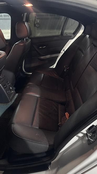 люк bmw: BMW 3 series: 2010 г., 2 л — 6