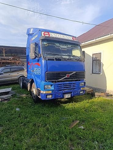 Volvo: Тягач, Volvo — 4