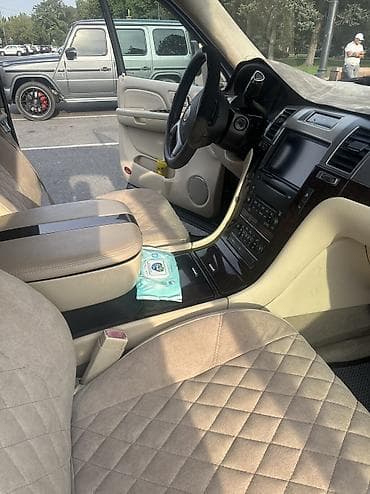 кадиллак седан: Cadillac Escalade: 2007 г., Автомат, Газ, Внедорожник — 8