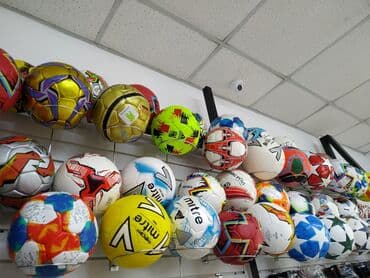 купить мячики для настольного тенниса: Мяч футбольный футзальные мячи в спортивном магазине SPORTWORLDKG Мяч — 1