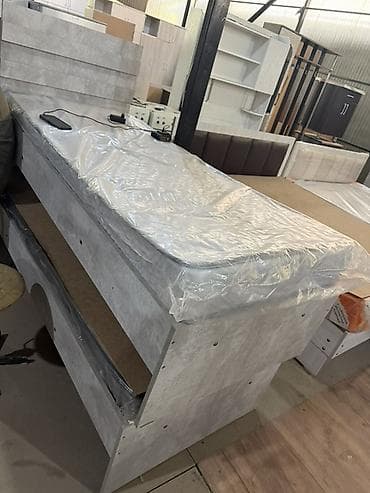 кроват односпалка: Односпальные кровати и двухъярусная кровать с выдвижными ящиками для — 7