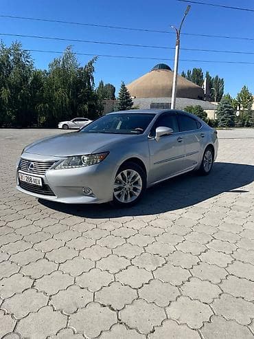 Lexus: Lexus ES: 2013 г., 2.5 л, Вариатор, Гибрид, Седан — 2
