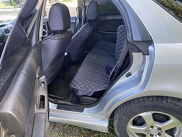 что за машина: Subaru Impreza: 2004 г., 1.5 л, Автомат, Газ, Седан — 5