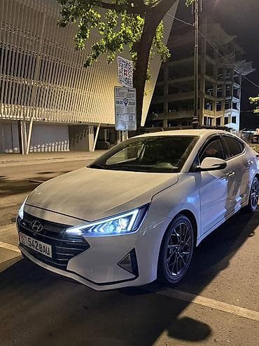 Продажа авто: Hyundai Avante: 2019 г., 1.6 л, Вариатор, Бензин, Седан — 1