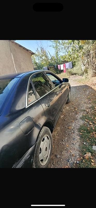 продажа кара: Audi A4: 1996 г., 2.6 л, Механика, Бензин, Седан — 4