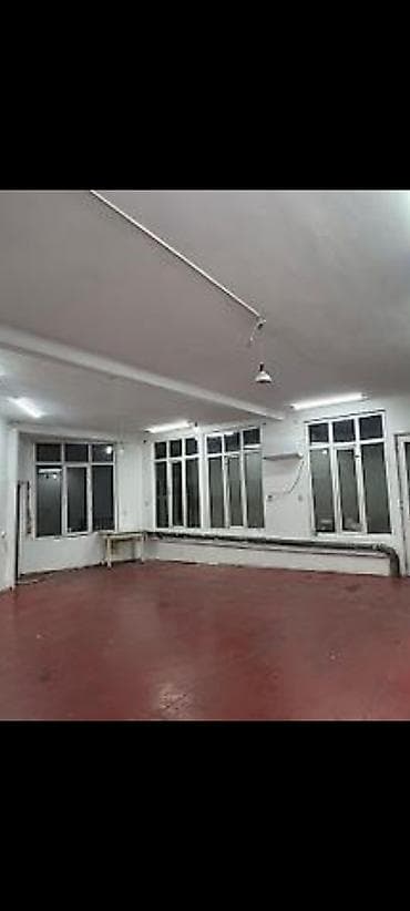 Ошский рынок Сдается помещение Площадь: 90 м2 Цокольный и первый
