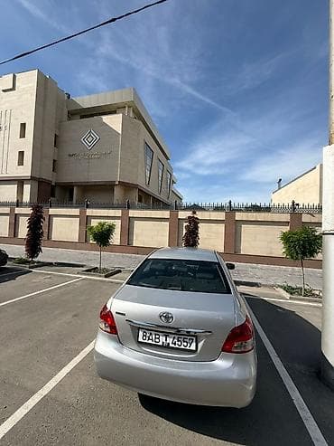 prius 2006: Toyota Belta: 2008 г., 1.5 л, Автомат, Бензин, Седан — 7