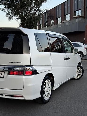 cl7 сл7: Honda Stepwgn: 2005 г., 2 л, Газ, Минивэн — 2