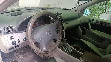 капот е124: Mercedes-Benz C-Class: 2003 г., 1.8 л, Автомат, Бензин, Седан — 5