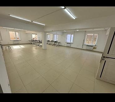 зал: СДАЕТСЯ ПОМЕЩЕНИЕ ПОД ЛЮБОЙ БИЗНЕС ! Светлое просторное помещение — 4