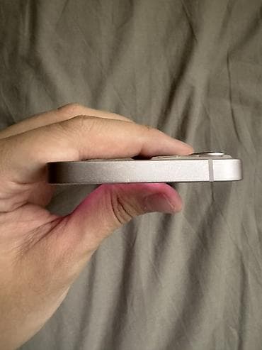 бэушный айфон 4: IPhone 13, Б/у, 128 ГБ, Розовый, Зарядное устройство, Чехол, Кабель, 90 % — 8