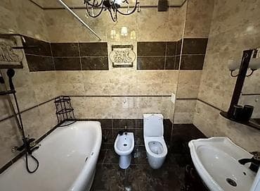 1000: Район Южная магистраль Жк Urbis Towers 4/16 этаж 2 комнаты 1000$ — 5