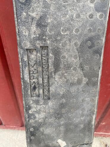 купить чехлы на авто бу: Накладка на бампер Задний Toyota, Б/у, Оригинал — 5