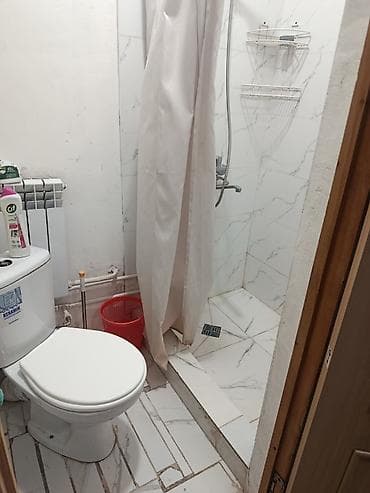 каракол продается: Сдается небольшая студия с отдельным санузлом и мини-кухней, не более — 3